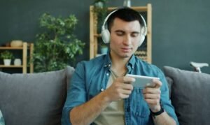 Why Live Digital Experiences Are Changing Online Entertainment