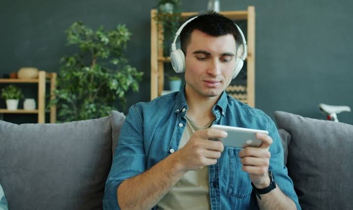 Why Live Digital Experiences Are Changing Online Entertainment